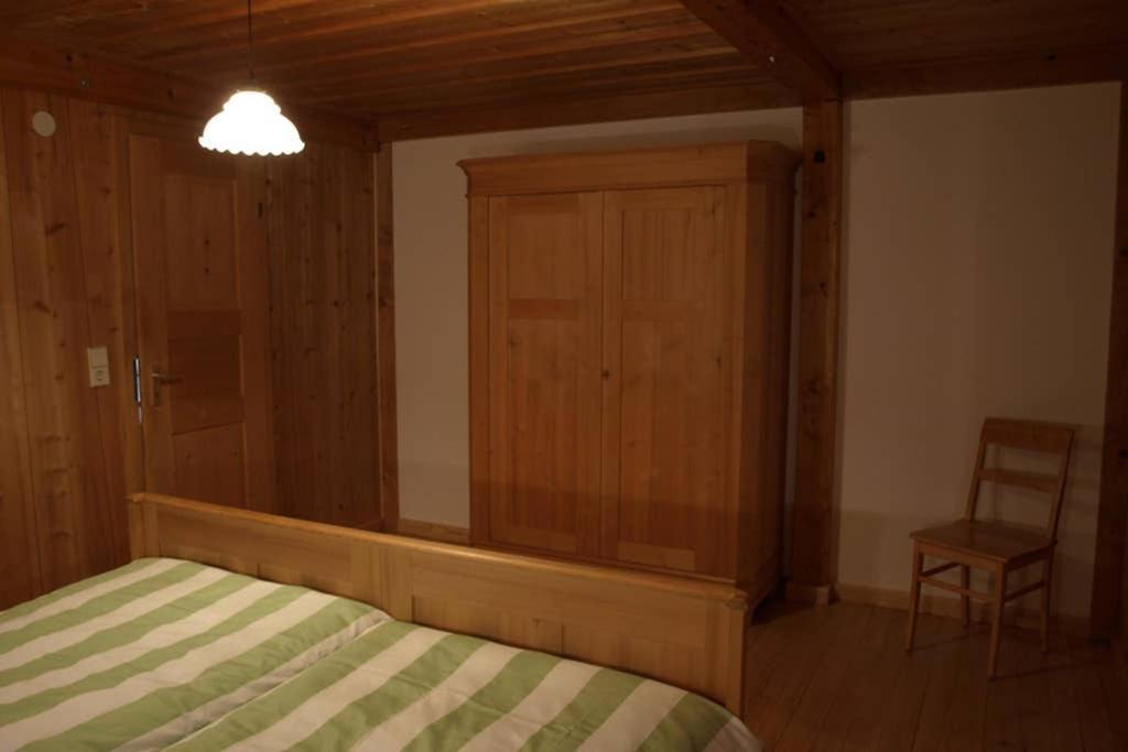 Grosszugige Ferienwohnung Am Kloster Kirchzarten Exterior photo